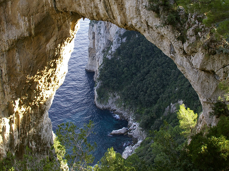 L’Arco Naturale a Capri opera d’arte della natura IoViaggio