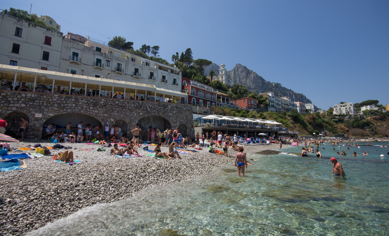 Un tuffo nelle spiagge di Capri