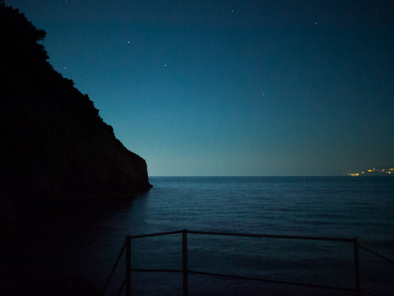 Spiaggia di Gradola di notte