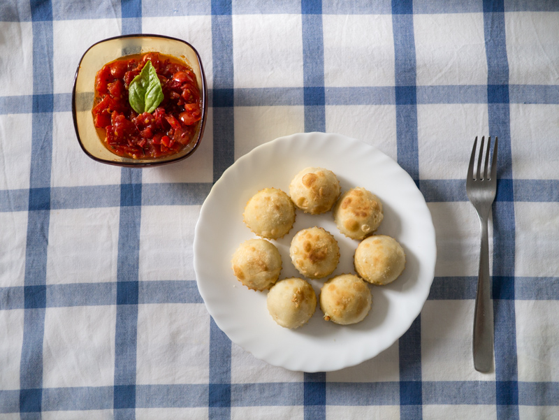 Ravioli capresi fritti: la ricetta caprese che fa ritornare bambini