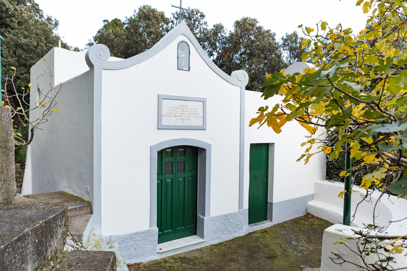 Cappella di Santo Antonio, vicino Scala Fenicia a Capri