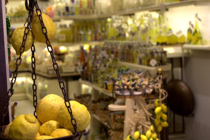 La vera ricetta del limoncello amalfitano