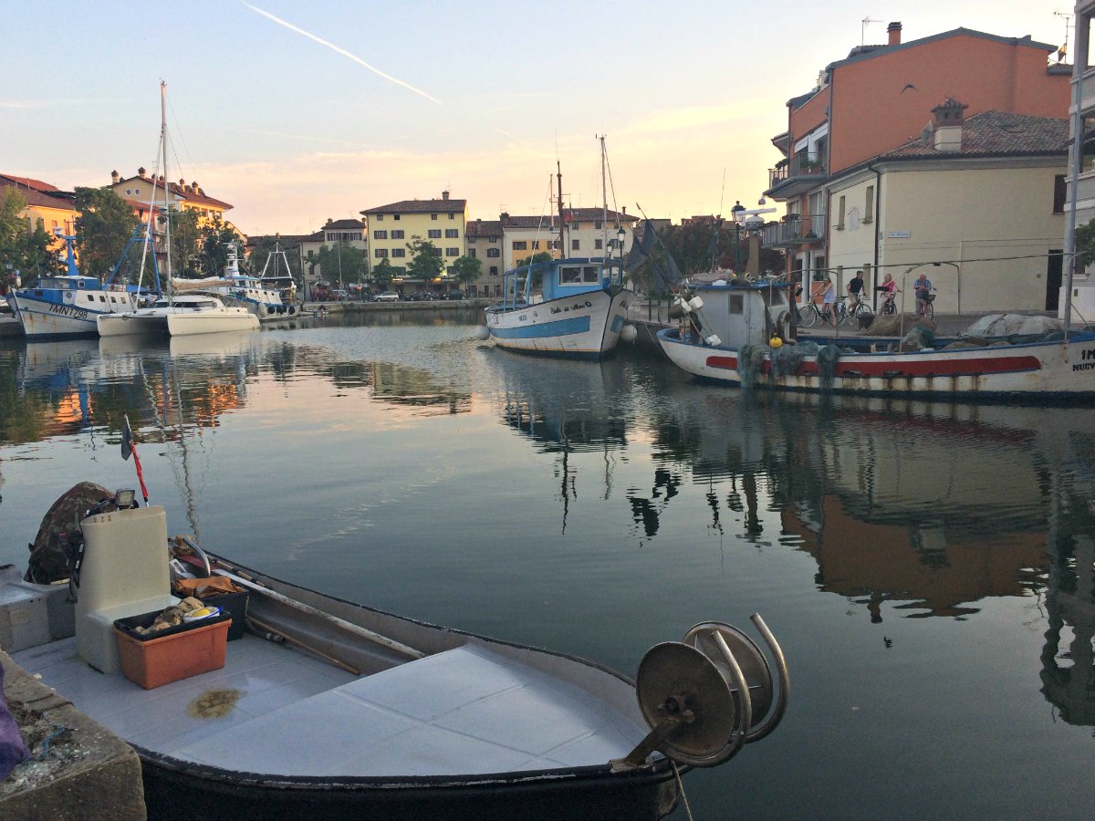 Scorcio del porto di Grado