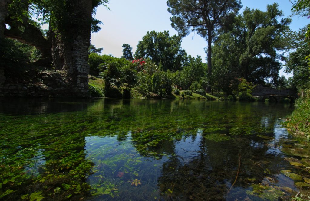 Latina e dintorni - Giardini di Ninfa