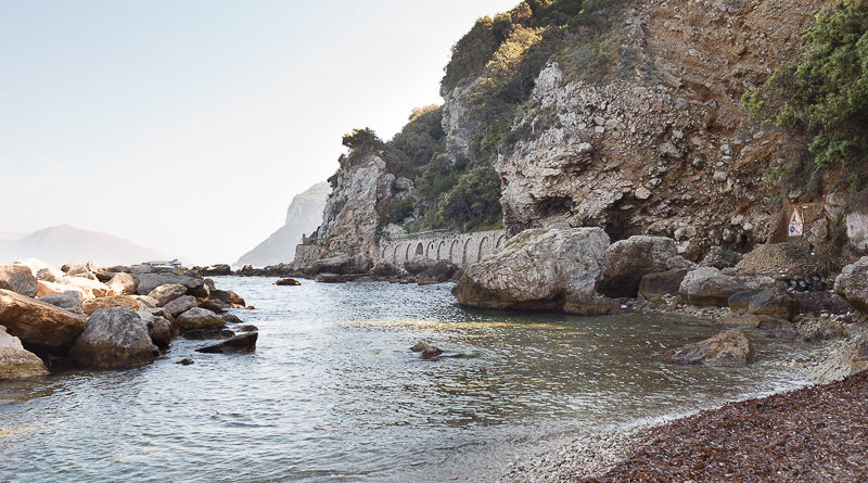 Palazzo a Mare a Capri: un tuffo con l’imperatore Tiberio