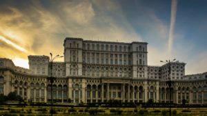 cosa-vedere-a-bucarest-palazzo-parlamento