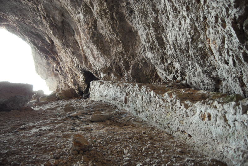  Grotta dell'Arsenale a Capri apertura e interno