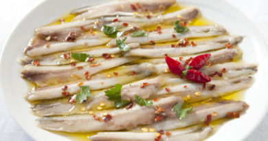 La ricetta delle alici marinate: sapore di mare a tavola