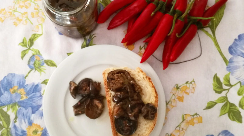 Come fare le melanzane grigliate sott’olio: la ricetta salutare l’estate