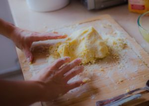 impasto per chiacchiere friabili