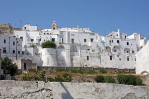 le case bianche di Ostuni