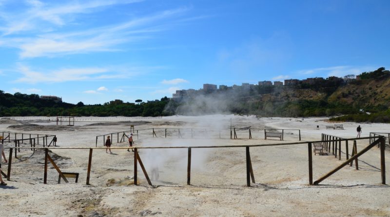 Solfatara di Pozzuoli, una delle maggiori attrattive turistiche della città