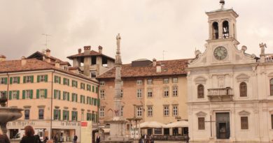 Piazza Matteotti e la Chiesa di San Giacomo