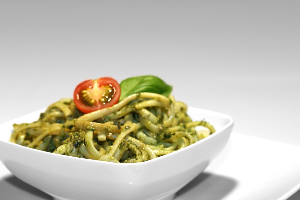 Ricetta originale del pesto alla genovese - IoViaggio