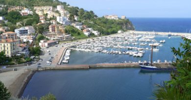 Paesaggio della costa cantilenata