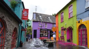 Strada del centro storico di Cork 