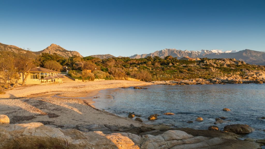 Arinella la spiaggia più grande di Bastia in Corsica