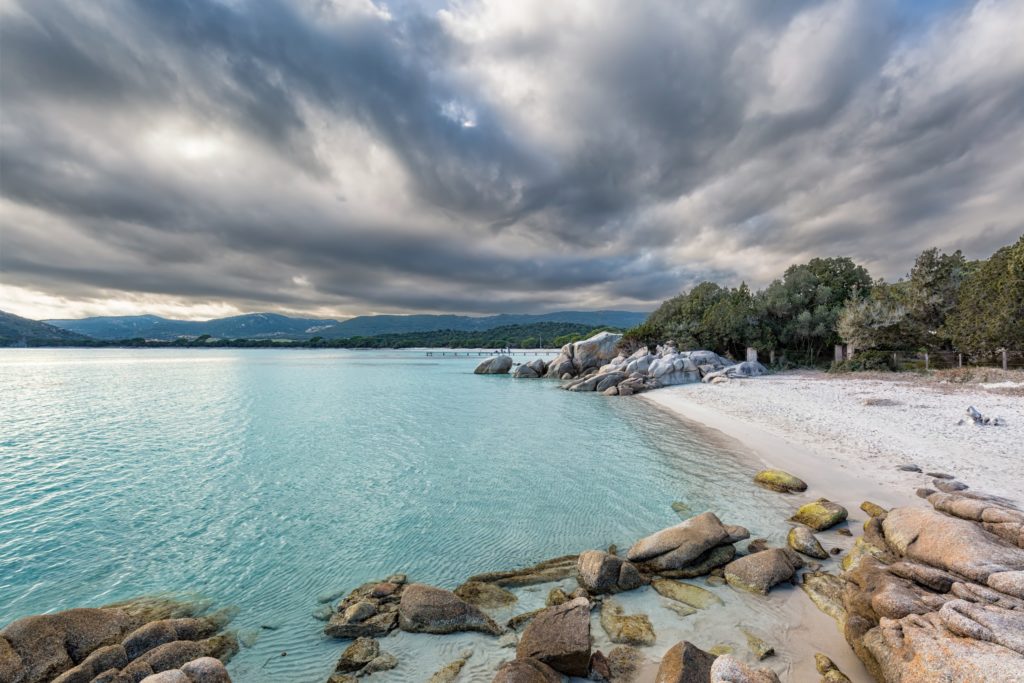 La Spiaggia di Santa Giulia è tra le più belle in Corsica