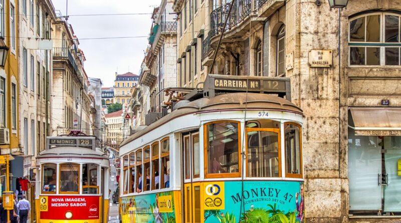 Portogallo: Un viaggio tra cultura, gastronomia e paesaggi mozzafiato